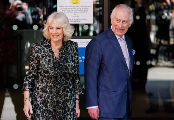 El rey Carlos III y su esposa, Camila. Foto: EFE