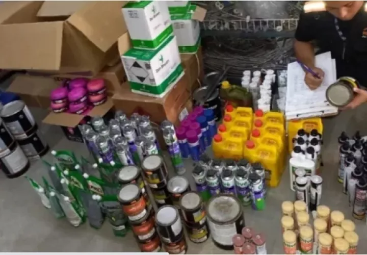 Todos estos productos contienen ingredientes químicos que van perdiendo eficacia para su uso, por lo que deben ser retirados de la venta al consumidor. Foto. Acodeco
