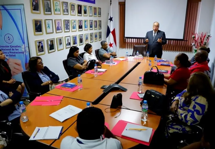 Para la implementación de esta estrategia se realizó una reunión con el equipo responsable. Foto: Cortesía/CSS