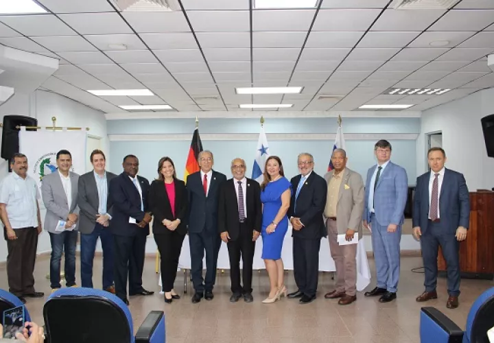 inaguracion_sap_y_universidad_de_panama_0.jpg