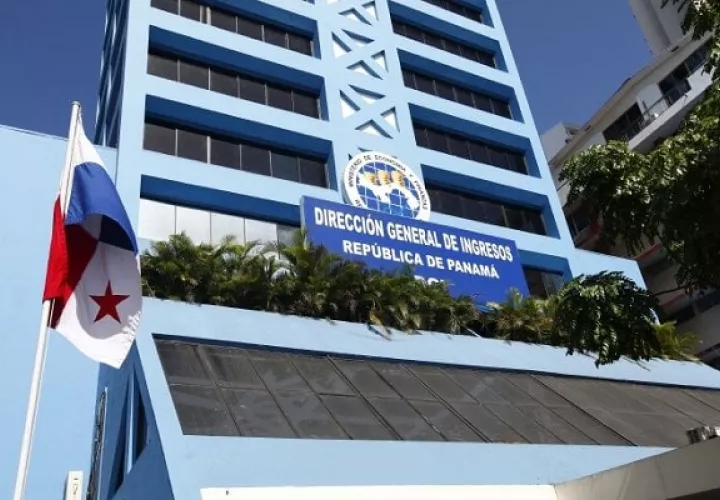 Los ingresos tributarios y no tributarios de 2024 superaron los del 2023 . 