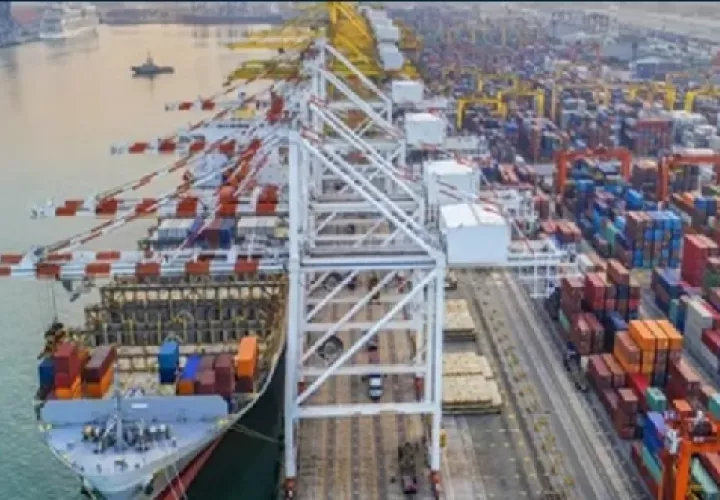 Es una de las principales navieras usuarias del Canal de Panamá. Foto: Internet