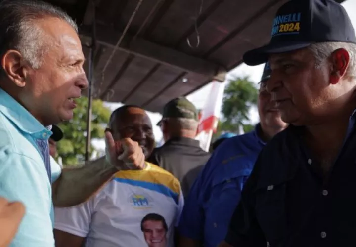 José Raúl Mulino recorrió este domingo las comunidades de Tocumen. Foto: Cortesía