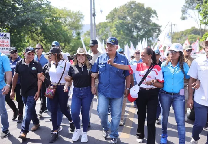 José Raúl Mulino en el Valle de Antón.