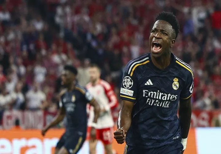Vinicius festeja el empate (2-2) entre Real Madrid y Bayern. Foto: EFE
