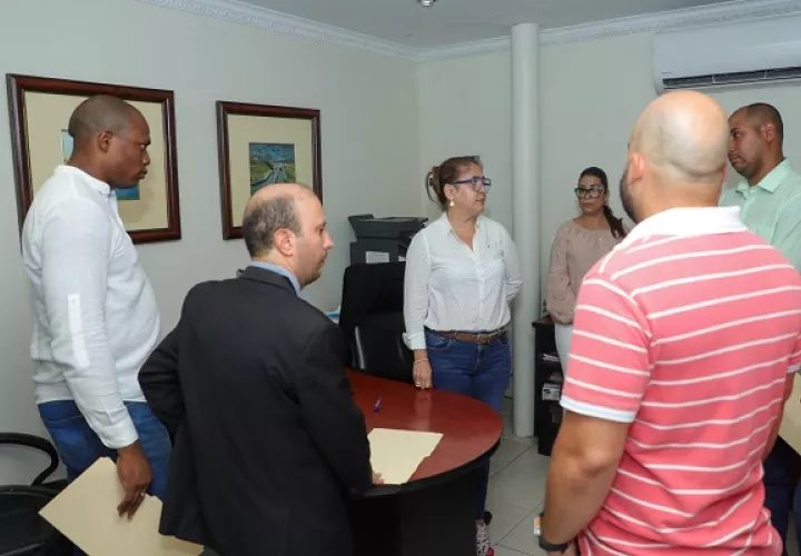 Billeteros impulsan iniciativa para acabar con los billetes clandestinos. Foto: Cortesía/Asamblea Nacional