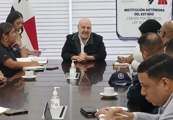  Acudieron a la gobernación de la provincia, MINSA, Zona Libre de Colón, MIDA, Policía Nacional, SINAPROC, ATTT entre otros. Foto: Diomedes Sánchez 