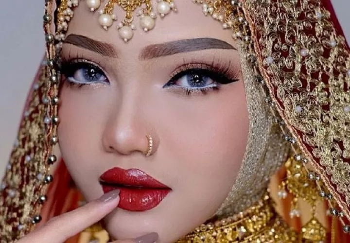 Sita Suwarnadwipa hizo popular esta tendencia, su video tiene 99,5 millones de vistas. Foto: Instagram
