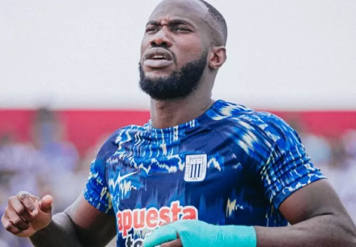 El panameño Cecilio Waterman juega en la Copa Libertadores. Foto: Twitter