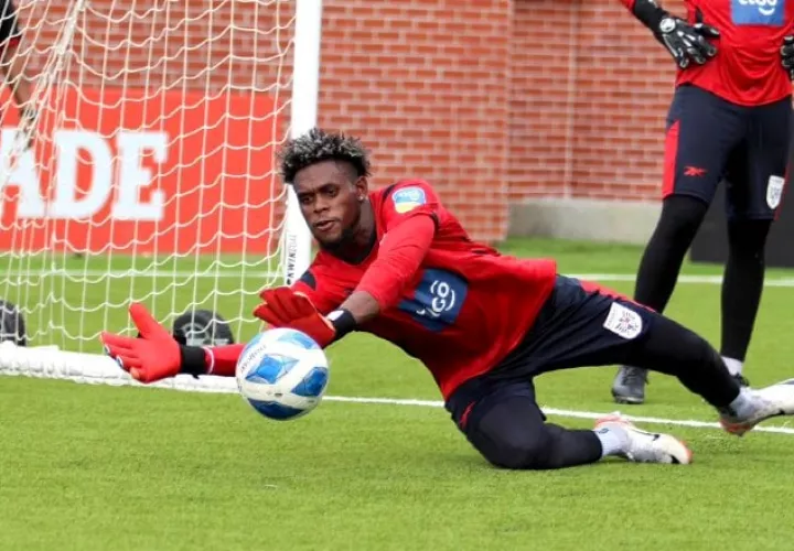 El portero Eddie Roberts, durante los entrenamientos de Panamá. Foto: Fepafut