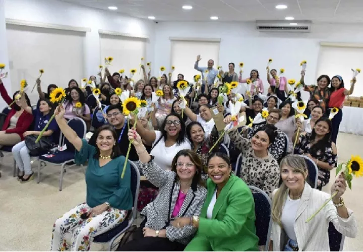 FOV es la primera Fundación en Panamá y Centroamérica en pertenecer a la red global Girasol para Discapacidades Ocultas. Foto: Cortesía