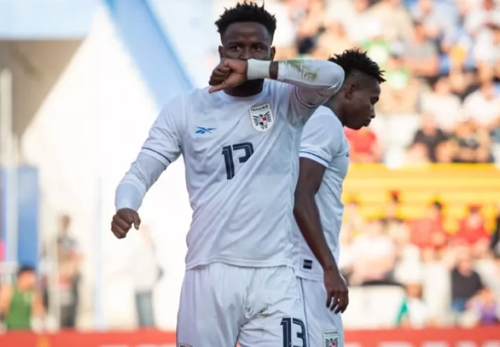 Freddy Góndola festeja su gol contra Catalunya. Foto: Tomada/@FCF_CAT 