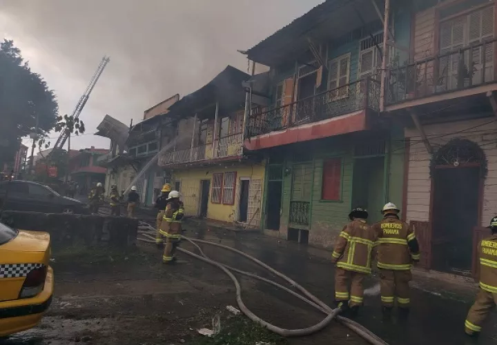 El incendio se registró en horas del mediodía del viernes, 19 de abril. Foto: Cortesía Miviot