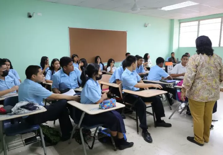 Durante este Gobierno saliente, los estudiantes no pudieron recibir sus clases de manera completa por diversas razones.