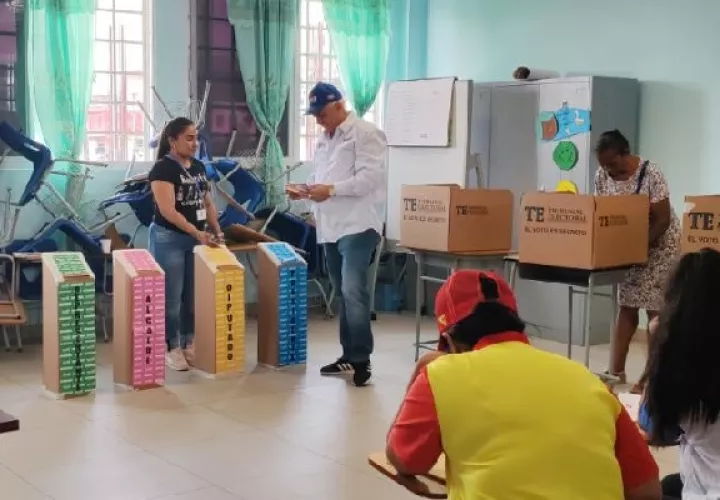 En Arraiján y La Chorrera, el electorado le dio la oportunidad a otros candidatos, evitando la reelección de sus actuales autoridades. Foto. Eric Montenegro