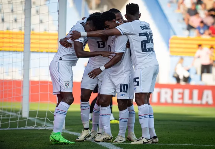 Panamá  festeja uno de goles contra Catalunya. Foto: Tomada/@FCF_CAT 