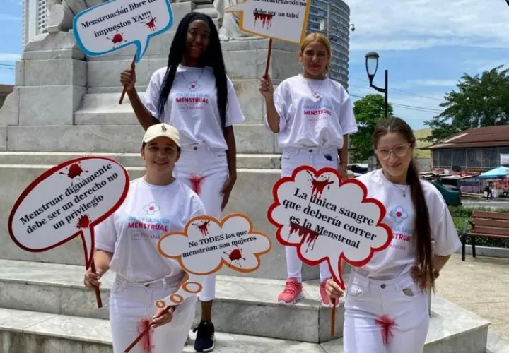 AHF Panamá llevó a cabo una activación de calle en varios puntos de la ciudad capital. Foto: Cortesía