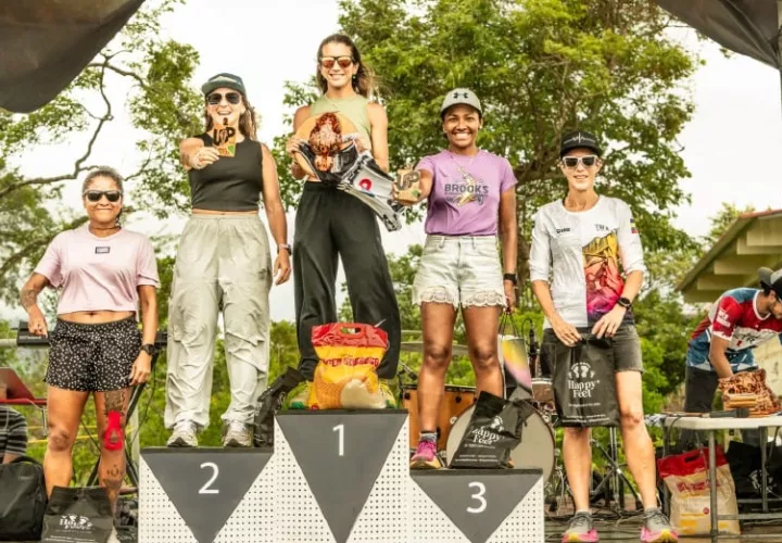 Avilés y Cianca se ganaron el derecho a competir por Panamá, tras ganar el pasado 19 de mayo los 42 kilómetros en la primera edición de la 'Ultra Panamá Series'. Foto: Cortesía