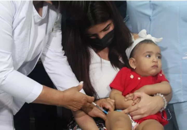 Estas dosis están disponibles para todos en las 15 regiones de salud del país. Foto: Cortesía