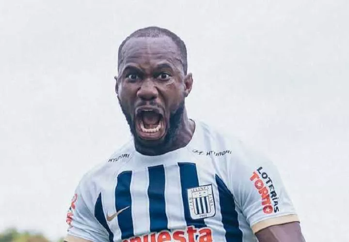 El panameño Cecilio Waterman, jugador del Alianza Lima de Perú. Foto: Twitter