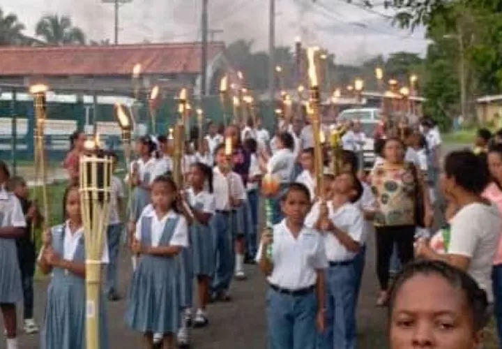 antorchas-escuela.jpg