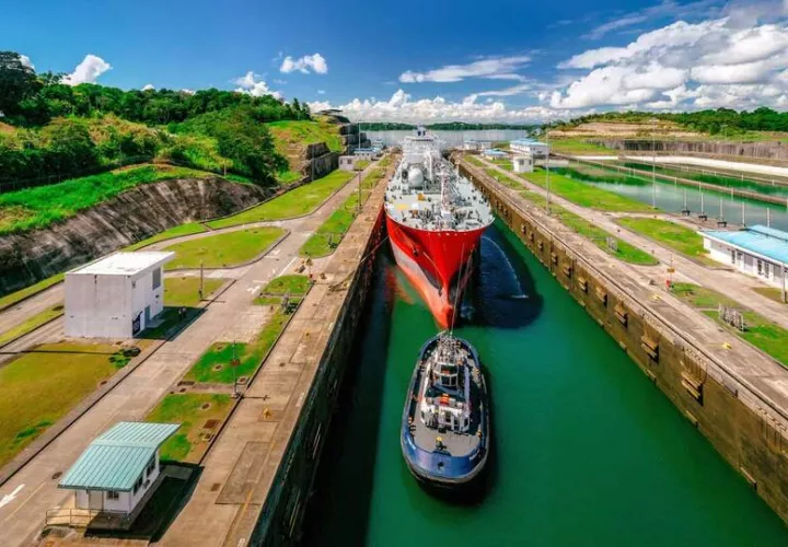 El Canal de Panamá continúa con el monitoreo de las condiciones climáticas. Foto: EFE