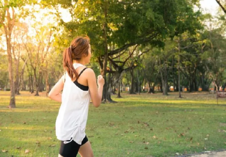 Correr sube los niveles de serotonina, dopamina y norepinefrina. Foto: Ilustrativa / Pexels