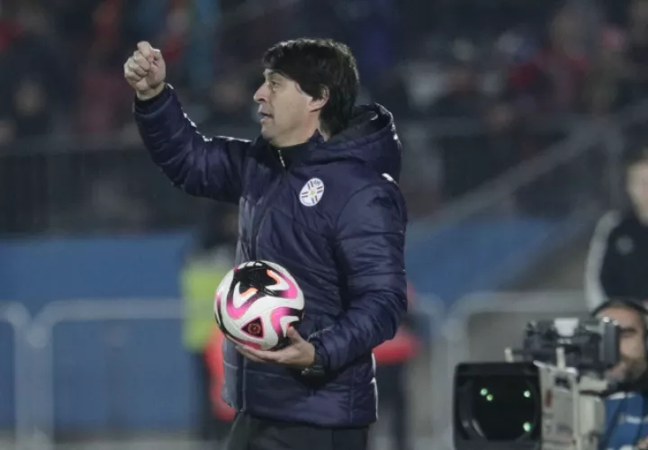 Daniel Garnero, técnico de Paraguay. Foto: EFE