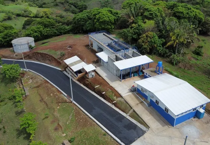 Vista aérea de la potabilizadora que tiene más de ocho años de construirse. Foto: Cortesía Conades