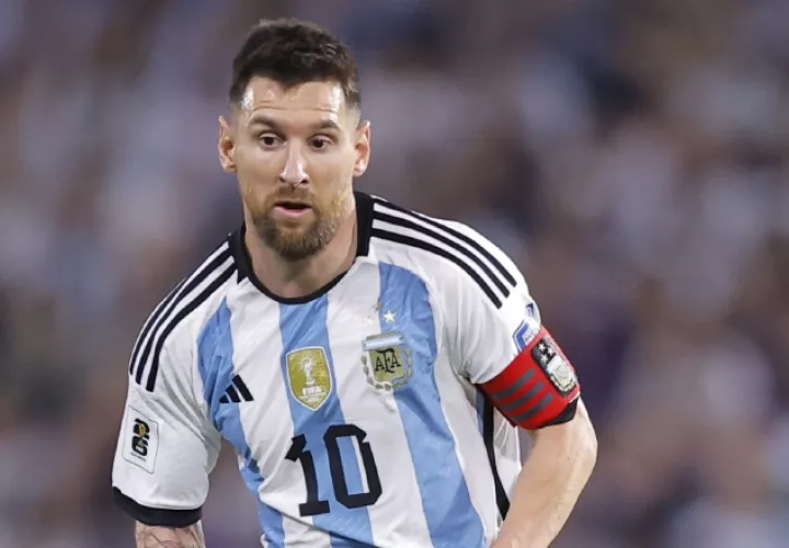 Messi, capitán de Argentina. Foto: EFE
