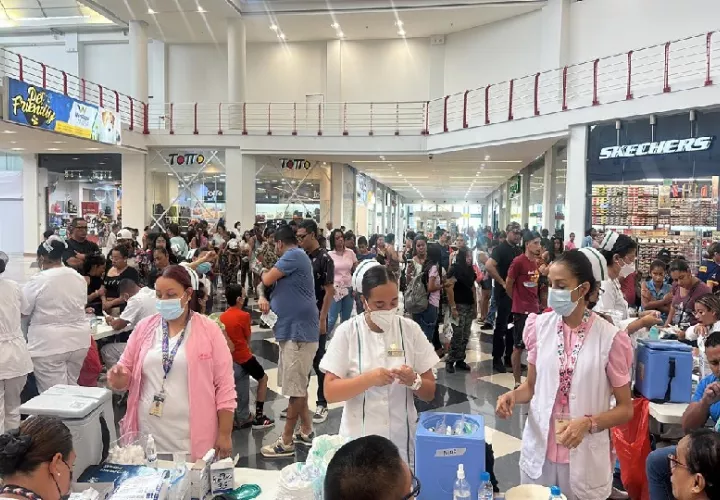 Por parte del Minsa se han aplicado 45,801 dosis contra la influenza, mientras que la Caja de Seguro Social (CSS) 27,737 dosis de vacunas. Foto. Eric Montenegro