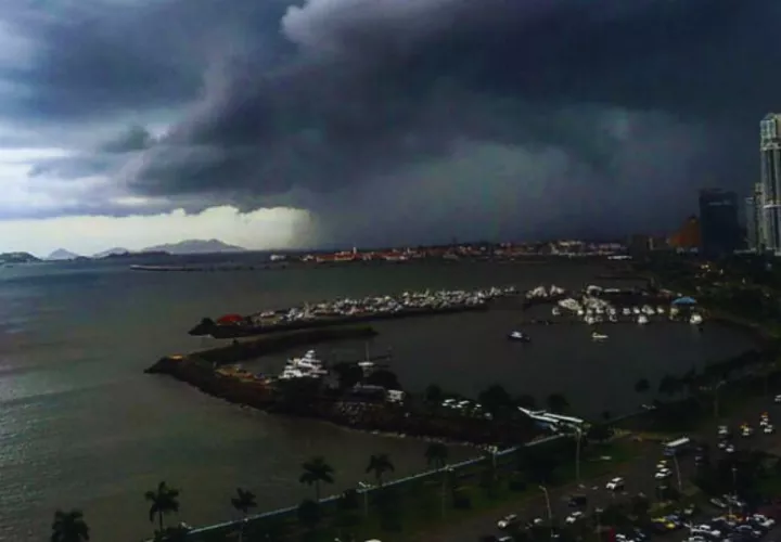  Los acumulados de lluvias probables podrían oscilar entre 100 mm por día. Foto: Archivo