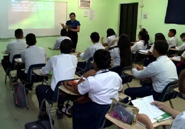 Los autores subrayan la importancia de la educación para desarrollar o al menos para no coartar la creatividad. 