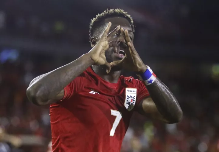 José Luis 'Puma' Rodríguez, festeja su gol contra Guyana. Foto: EFE