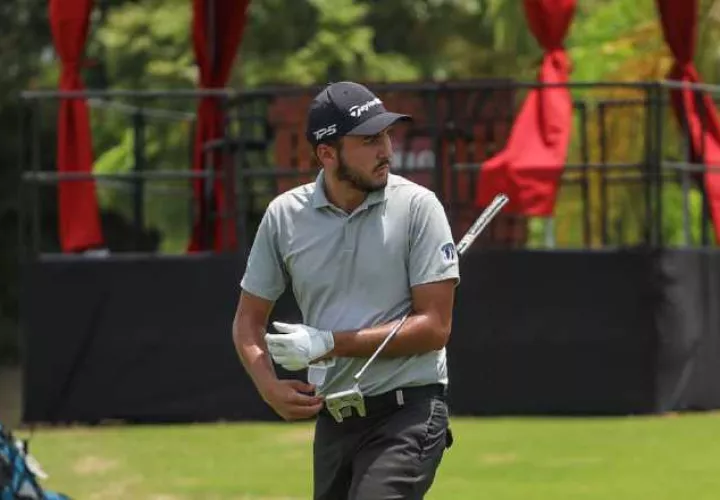 Raúl Carbonel, golfista que representará a Panamá. Foto: Cortesía