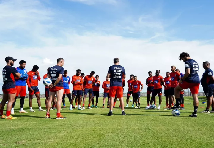 Thomas Christiansen, durante los entrenamientos de la selección de Panamá. Foto: Fepafut