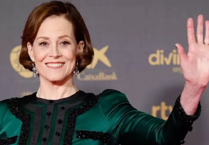 Sigourney Weaver a su llegada a la ceremonia de entrega de la 38 edición de los Premios Goya, en Valladolid. Foto: EFE / Mariscal