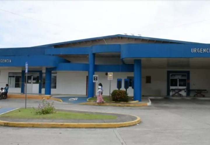 Realizaron inspecciones en el hospital de Puerto Armuelles. Foto. Sinaproc