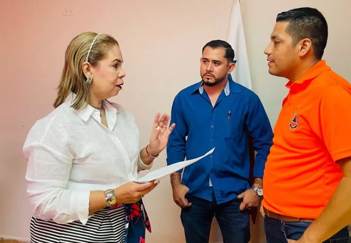 Las autoridades de la provincia llevaron a cabo reuniones de coordinación para una respuesta efectiva. Foto. Cortesía