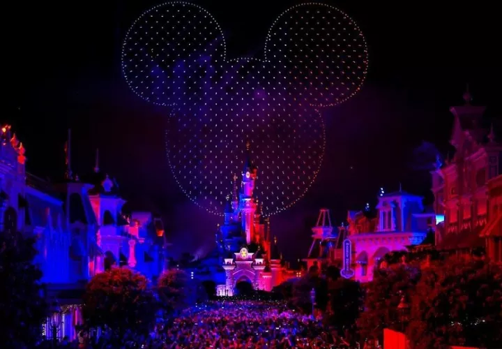 Imagen aérea de Mickey Mouse. Foto: Instagram / @disneylandparis
