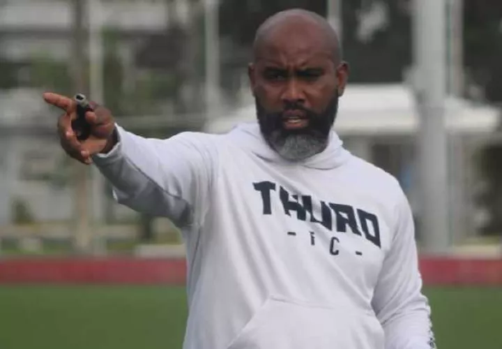 Felipe Baloy, técnico del Tauro. Foto: Twitter
