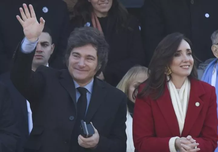 Presidente de Argentina, Javier Milei, junto a la vicepresidenta Victoria Villarruel. 
