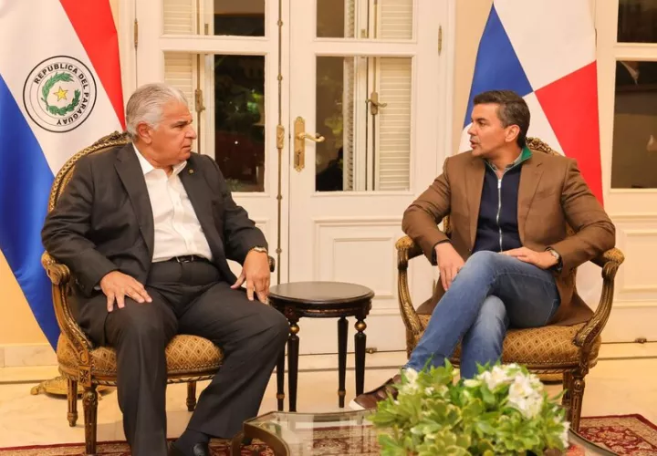 El presidente José Raúl Mulino se reunió este domingo con su homólogo de Paraguay,  Santiago Peña.
