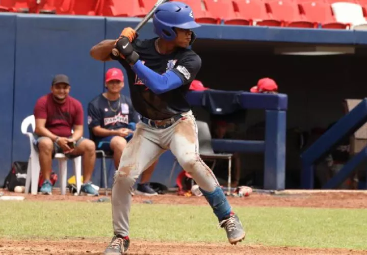 El equipo nacional del béisbol U18 se ha mantenido entrenando en el estadio Rod Carew. Foto: EFE