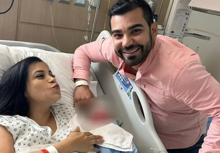Sara Bello, Kairos y Agustín De Gracia. Foto: Instagram