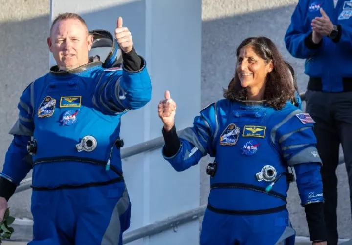 Los astronautas Barry ‘Butch’ Wilmore y Sunita ‘Suni’ Williams debían regresar a la Tierra a mediados de junio. Foto: EFE