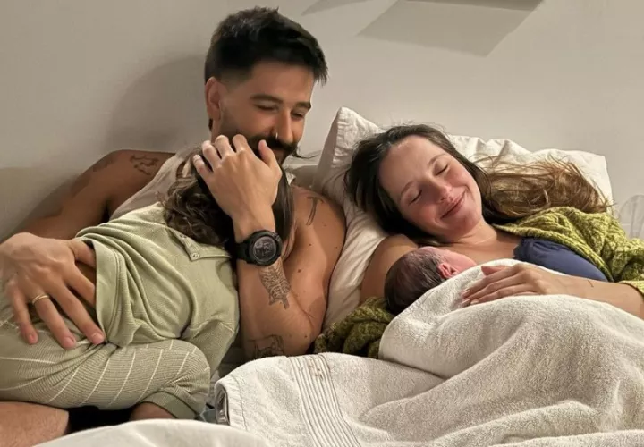 Camilo, Evaluna y sus hijos. Foto: Instagram / @evaluna