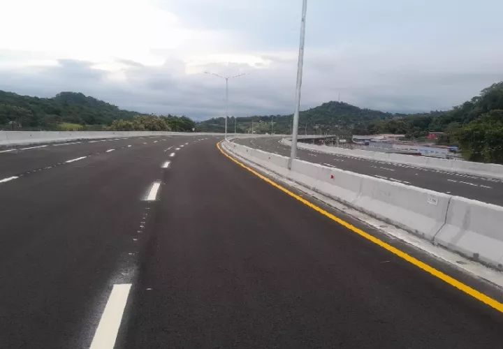 Esta nueva infraestructura beneficiará especialmente a los conductores que transitan por la carretera Interamericana, en particular a aquellos que se desplazan por el tramo de la autopista Arraiján-La Chorrera. Foto. MOP