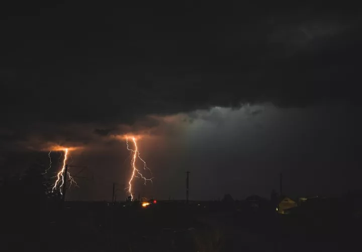 A junio de 2023, se habían registrado en el mundo más de 800 mil descargas eléctricas atmosféricas. Pixabay/Ilustrativa