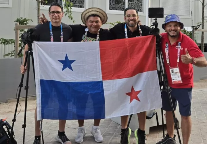 Edgardo Vidal y sus compañeros en París 2024. Foto: Cortesía